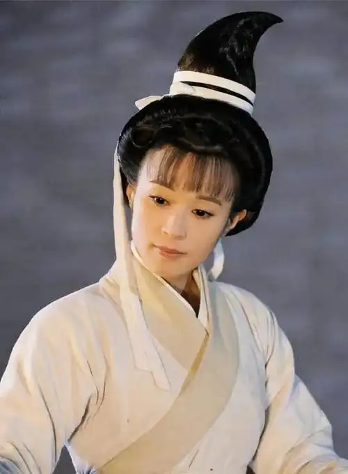 杨贵妃秘史造型盘点国色天香素雅粉嫩鞋子上都是流苏怎能不美
