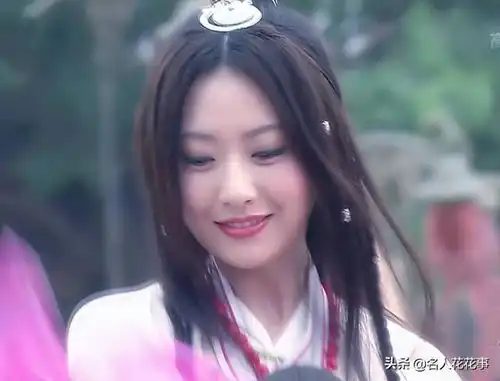 神话中的选角,白冰很漂亮,但是张萌的虞姬更让人念念不忘
