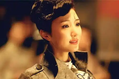 毛晓彤高片酬被公开4年前就有千万薪酬,被甲方拖欠一千多万