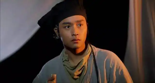 她是张国荣生前最宠爱的女人,21岁结婚,36岁为爱隐退,如今婚姻幸福,女人就该如此
