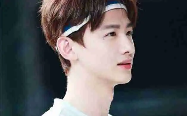 很无聊发朋友圈怎么写呀
