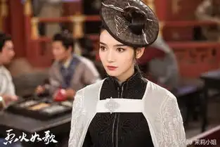 黑暗是她的代名词,美貌不输热巴,精通四种语言,今因发型受关注