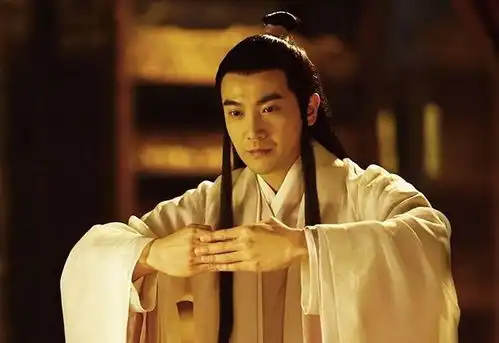 俗语树摇落叶,抖腿福薄,喜欢抖腿的人应该看看
