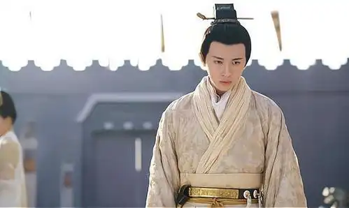 皇帝玩世不恭会怎么做给群臣起外号,让群臣假哭丧
