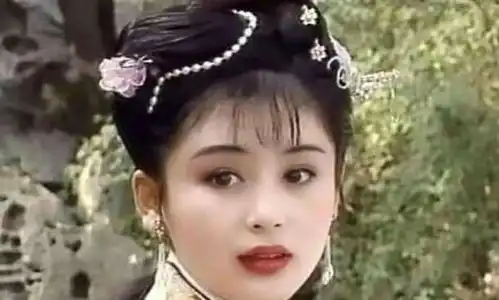 她凭什么被誉为大陆第一美人年轻时候究竟美到什么程度
