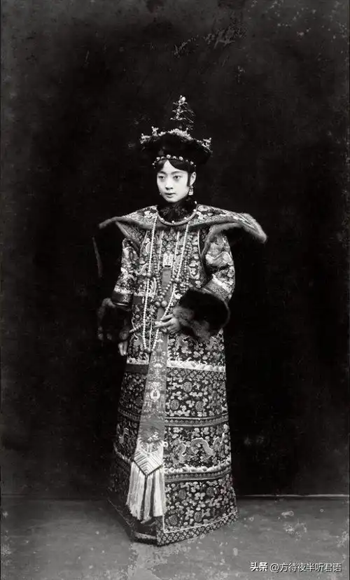 1922,末代皇帝大婚
