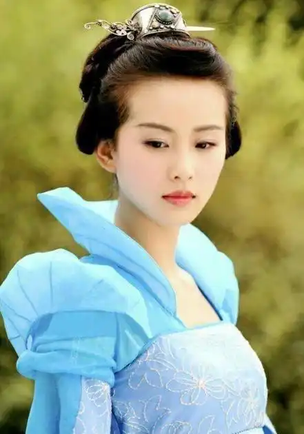 仙剑三刘诗诗初版定妆照曝光,头发缠满布条,土味横生仙气全无
