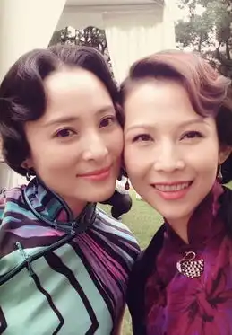 蒋勤勤光棍节发福利性感不减诱惑十足
