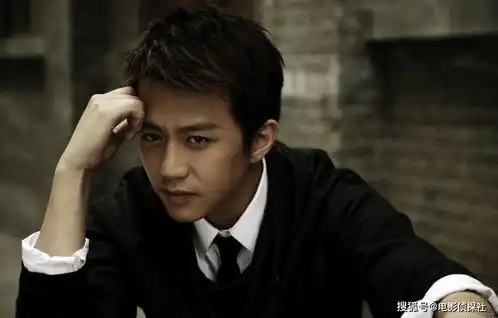 八佰还在热映管虎又一力作来袭,吴京张译再联手,网友稳了