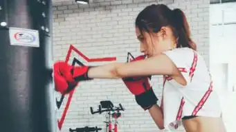 7月广州全城女子力爆发,名创优品线下门店邀您玩拳击