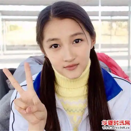因家有儿女走红3次才考上北影,如今颜值超众
