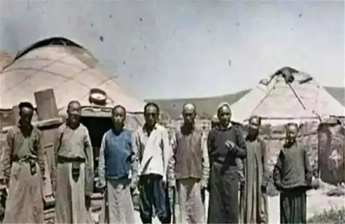法国人在1909年拍的晚清彩照新娘画风诡异,颐和园仿佛是天堂
