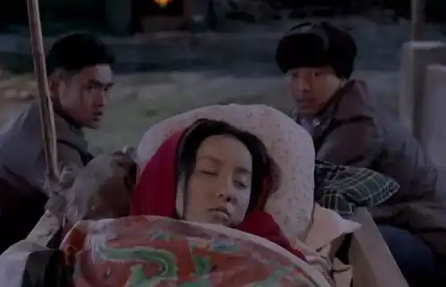 她有颜值,也有演技,第一部作品便与徐克合作,但就是万年不红