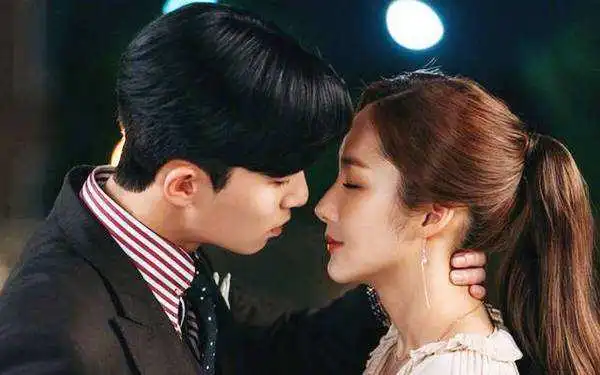 亚洲第一渣女朴敏英,号称男神收割机的她,凭什么那么多人追