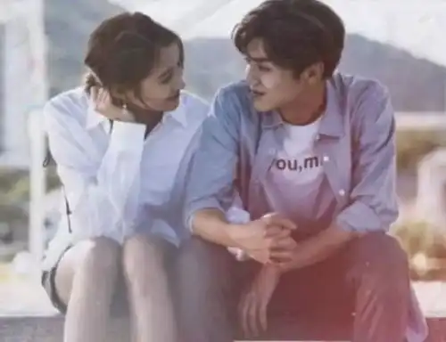 有种叛逆叫关晓彤,关妈反对鹿晗29岁结婚,她霸气回应7字
