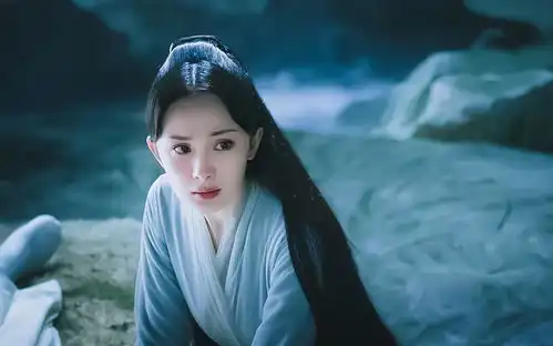 杨幂三生三世的四个造型,最后一款最美,但只出现过一次

