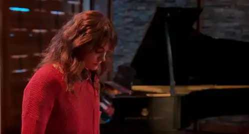 豆瓣8.6,一上线就年度最佳,这片也太费纸巾了