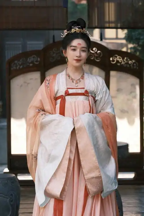 阚清子又演古装,这次化身飒爽霸王花,与范世琦共演商战情深