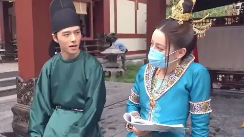 长歌行幕后花絮热巴方逸伦聚众吐槽叔玉人设