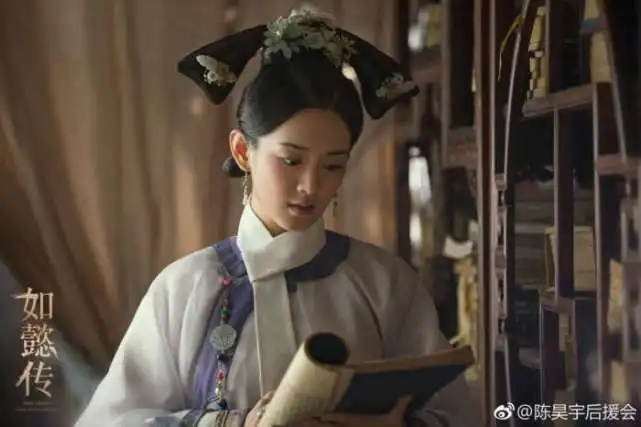 她是如懿传中纳兰容若的孙女,对皇上一往情深,却因身世被处处提防
