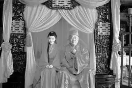 郭德纲新片洞房花柱照曝光用歌俘获美女