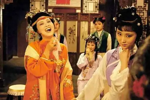 她文化低微生不逢时,却以茶礼实现了与众不同的人生追求
