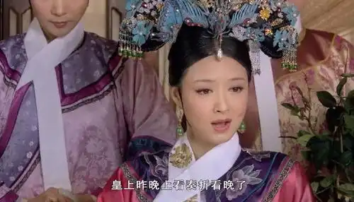 甄嬛传众小主首次向皇后请安时,谁注意华妃的小动作了太嚣张搜狐...
