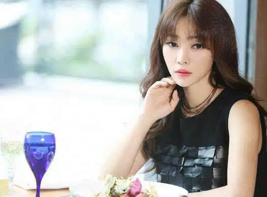 除了周星驰以外,这位明星也是掘星专家你认识么