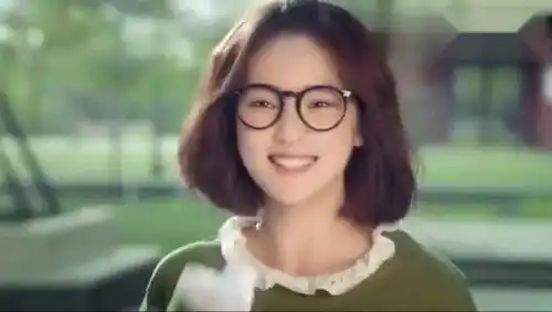 惹上冷殿下陈青青学校公开女神帮素颜,这一招真吓人
