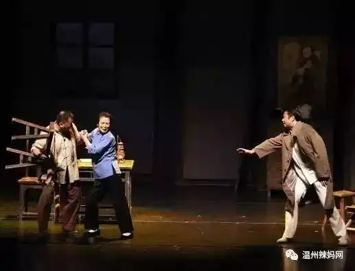 曹禺经典巨作话剧雷雨
