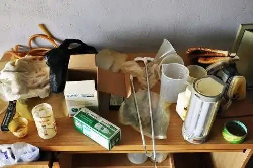 出租屋散发异味引警觉长春警方破获特大跨省制毒贩毒团伙
