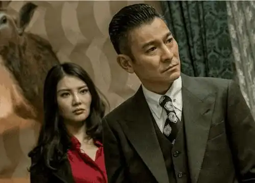 本来是客串却硬生生演成了主角的四个演员,第四个比主演片酬还高