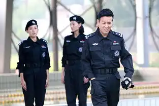 警花与警犬剧照于和伟与爱犬甜蜜
