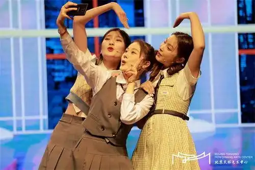 原创音乐剧加油女孩公益上演,舞台共享计划再推新篇
