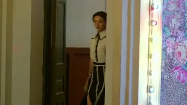 胭脂冯曼娜一头雾水,出去买烟,陆毅又一次铤而走险救了赵丽颖
