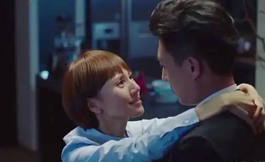 靳东跟江疏影亲密无间,老干部矜持哪里去了