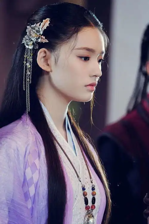 剧版斗破苍穹一直在挑战观众的底线,剧情和小说没有任何关系