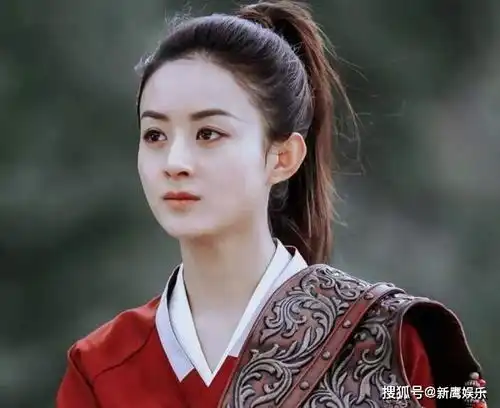 赵丽颖上演王者归来有翡预告播放量爆棚,杨紫的作品太尴尬
