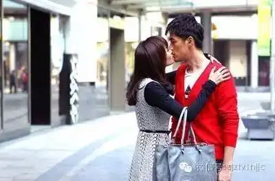 闫妮遇上胡歌擦出火焰两人化学反应十足