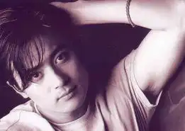 张东健日本人气旺10亿天价要拍写真集