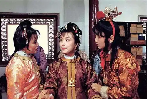 史湘云演员郭霄珍拍完红楼梦经历坎坷,烧掉在剧组3年笔记
