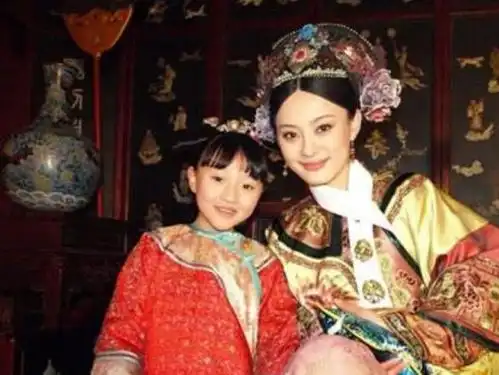 甄嬛传荣宠一生的胧月公主,即使有熹妃敬妃的守护,结局也令人心痛
