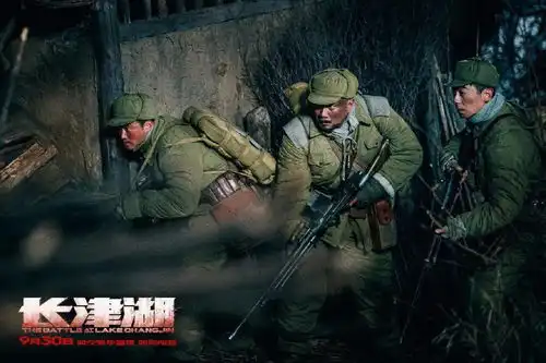 长津湖登顶2021年全球票房榜,李焕英祝贺