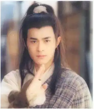 古天乐如果他拍新电影了,那一定是缺钱盖学校了
