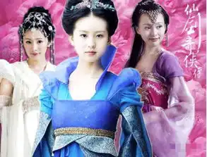 杨幂与中学闺蜜合影感情十几年不变,为何与刘诗诗唐嫣说散就散