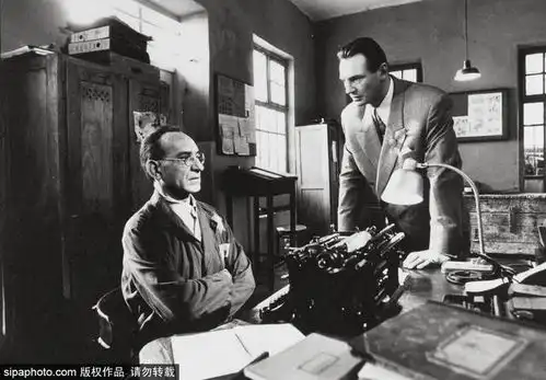 拯救千名犹太人的辛德勒晚年时期公司破产靠资助生活