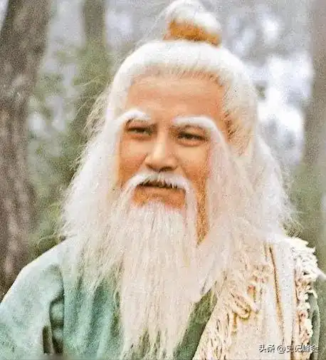 你知道射雕英雄传谁的实力最强吗周伯通位列第三,梅超风排末尾
