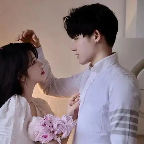 好家伙这情头要给网恋对象一起用
