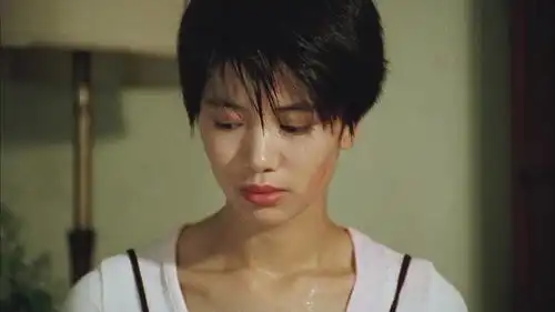 国产凌凌漆艺术成就高,周星驰帅袁咏仪美,当年却被列为禁片