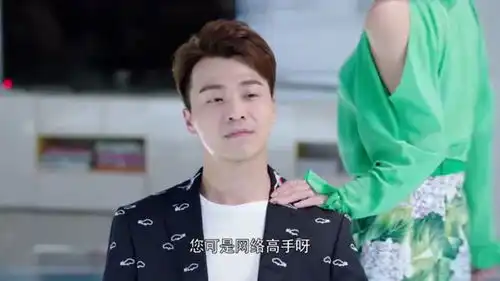 你和我的倾城时光这个坏总裁总想害温达,美女总监怎么可能会让你们得逞呢
